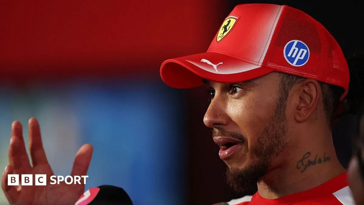 Hamilton bemused after glitch turns F1 into 'Lego race'