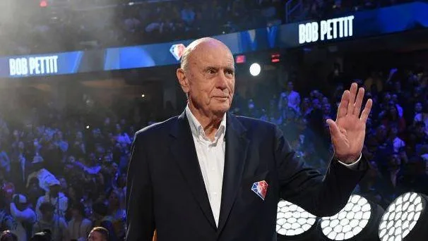 Bob Pettit at an NBA All-Star event in 2022