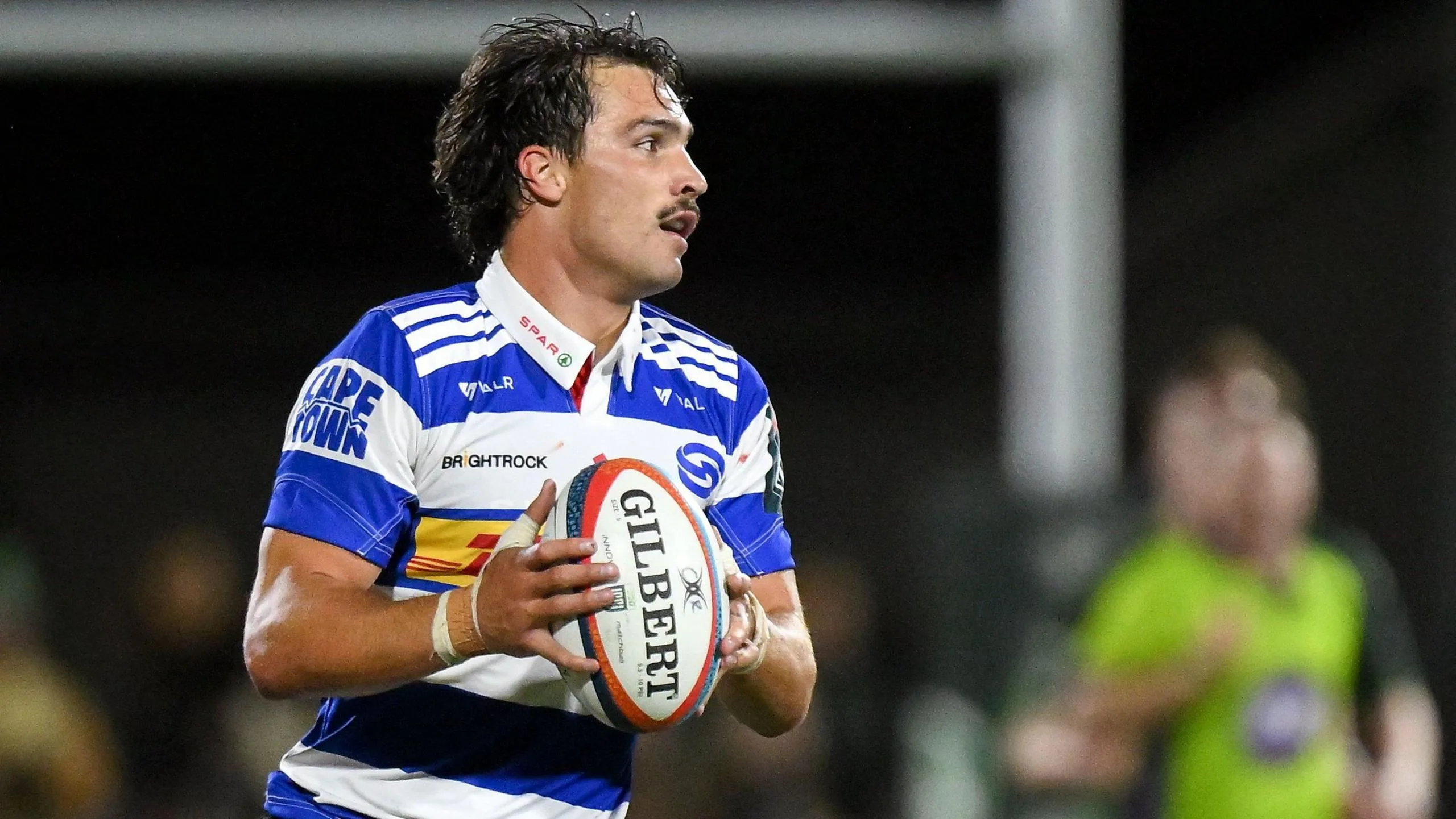 Jonathan Roche carries the ball for Stormers