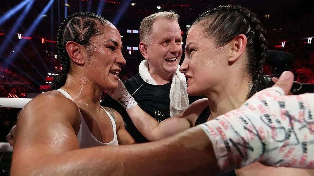 Amanda Serrano and Katie Taylor embrace after the third fight