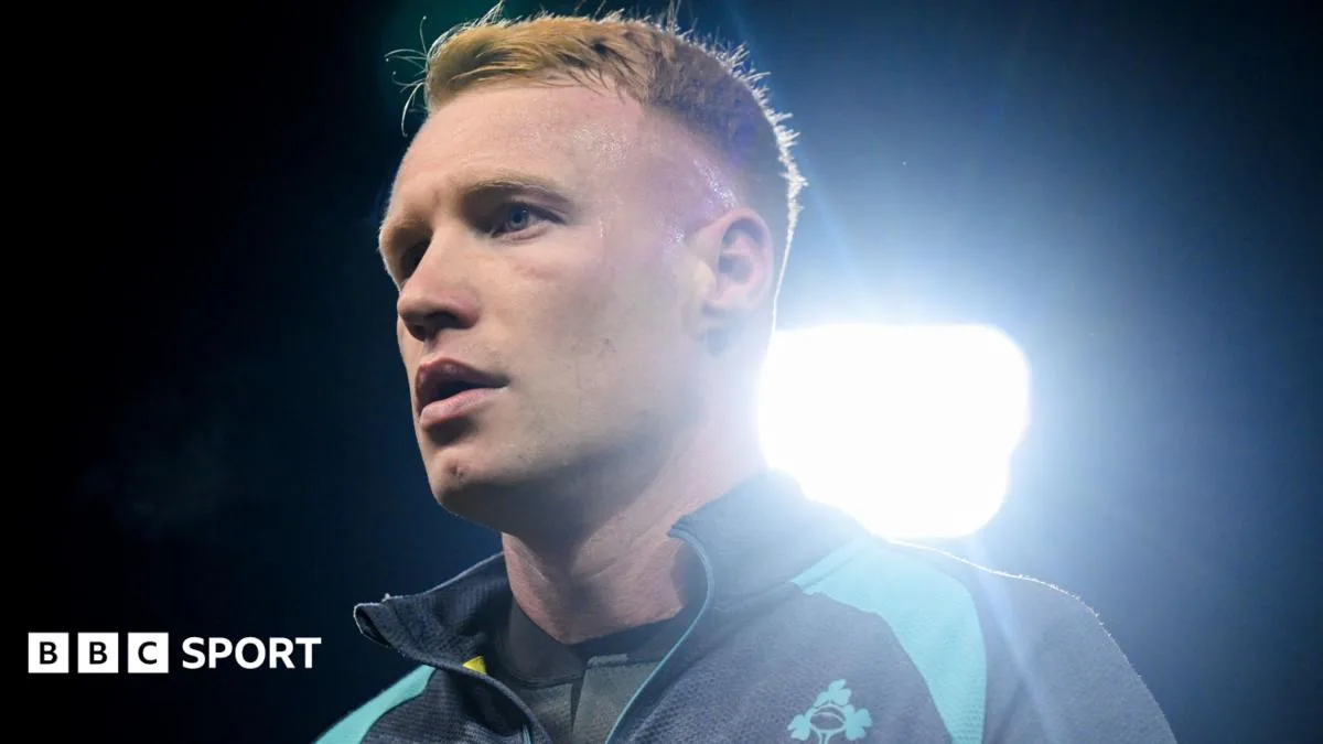 Could Frawley earn Ireland fly-half starting spot?