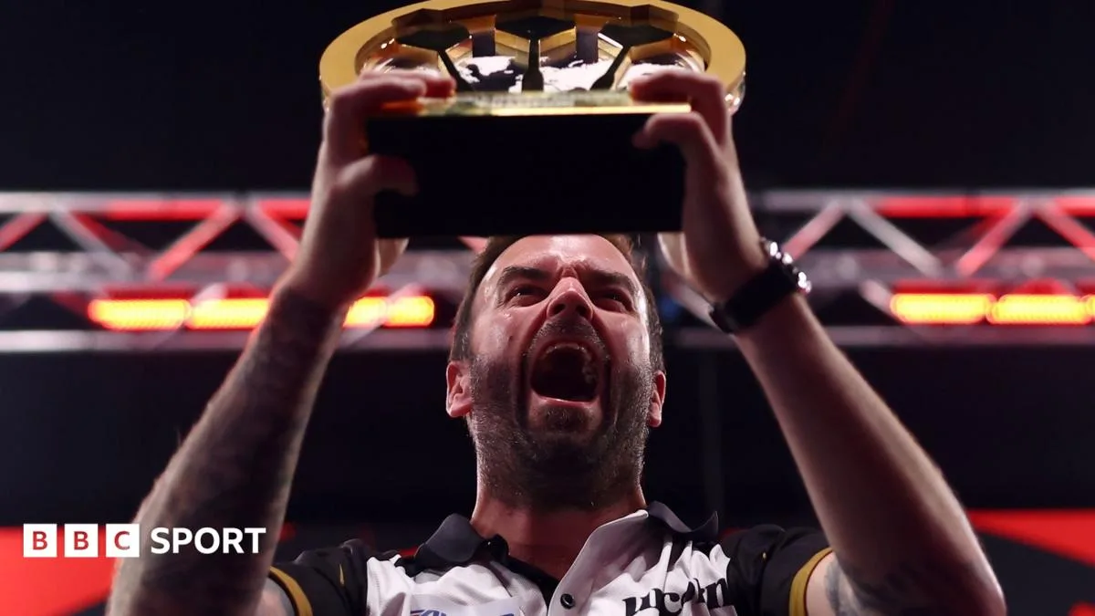 Smith wins World Series of Darts Finals