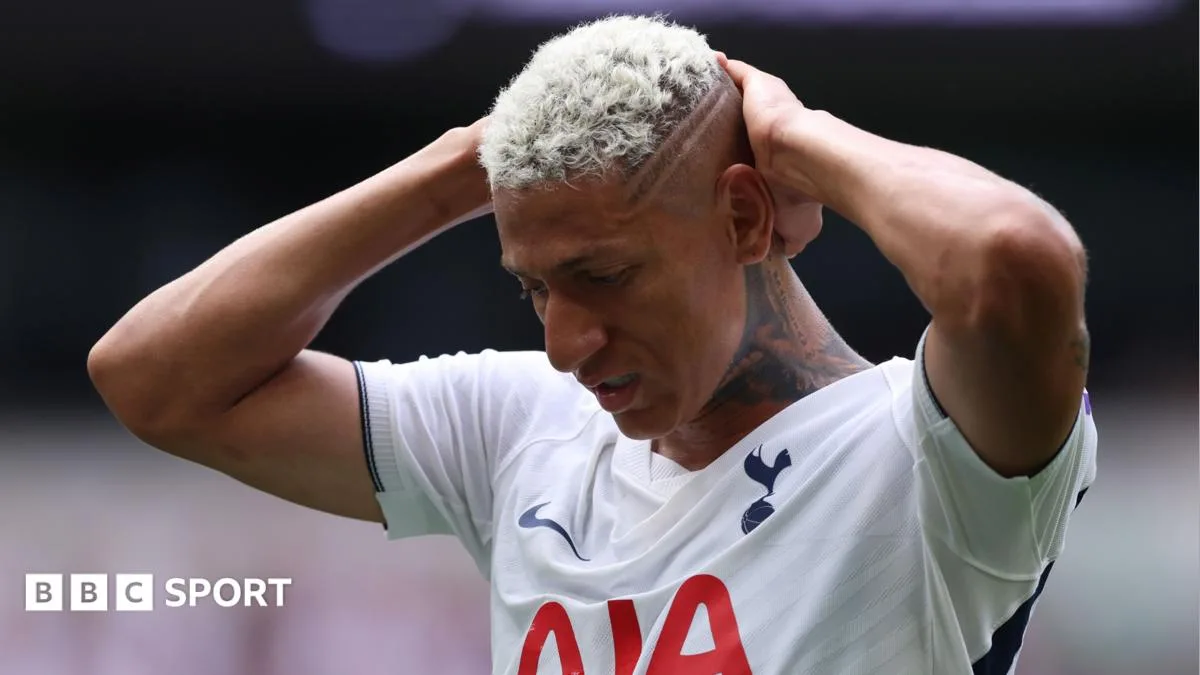 Richarlison posts crying emoji after Spurs cup snub
