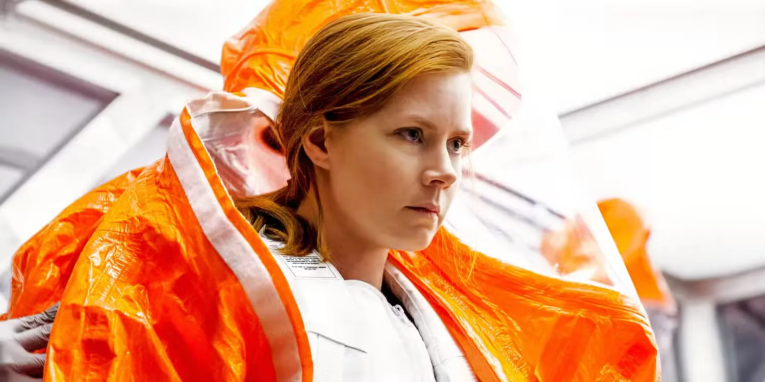 Arrival - Amy Adams putting on a hazmat suit