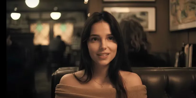 Inde Navarrette as Nikki in 'Obsession'