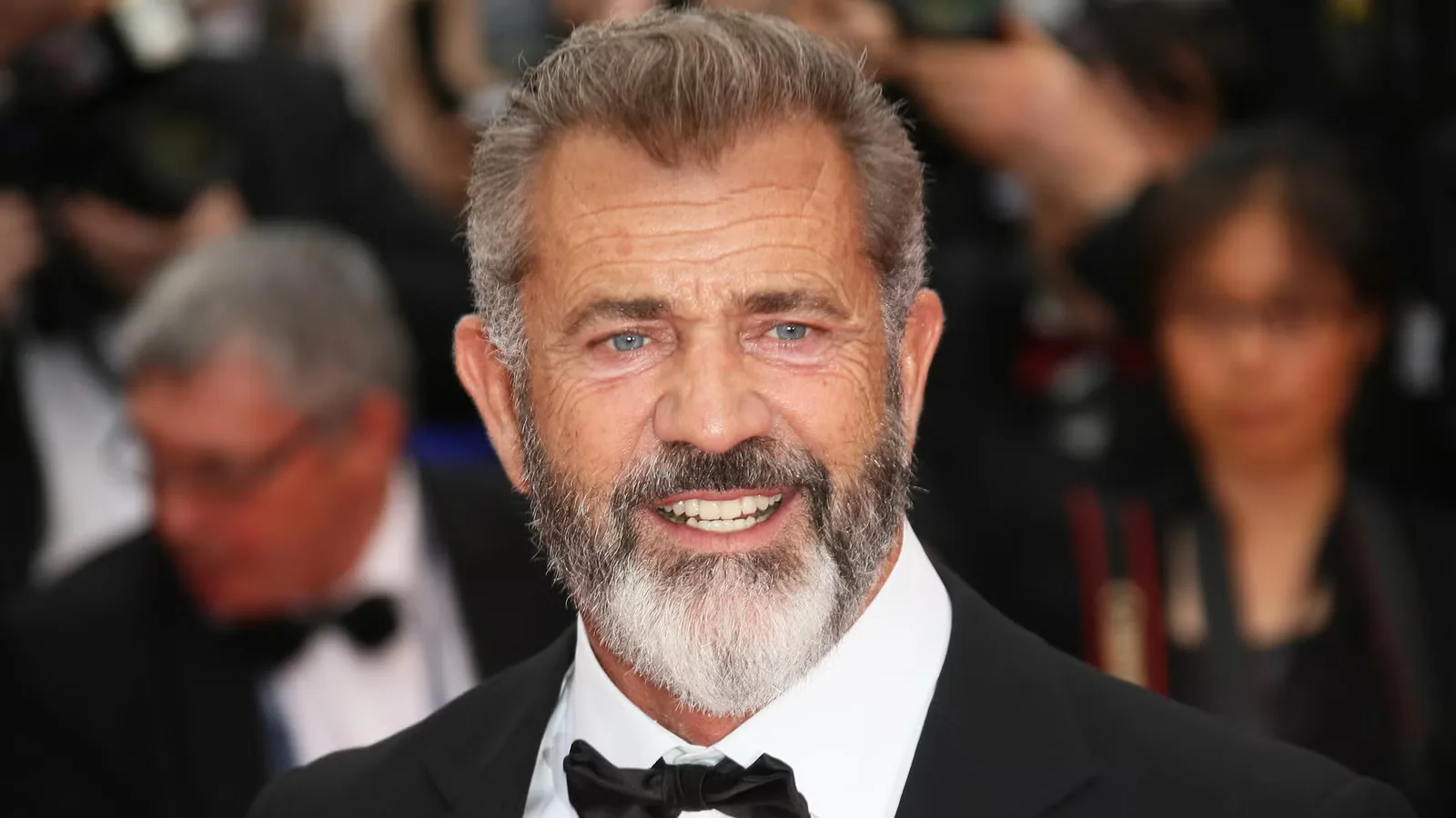 Mel Gibson's Sci-Fi Horror Gem Officially Scores Big on Streaming