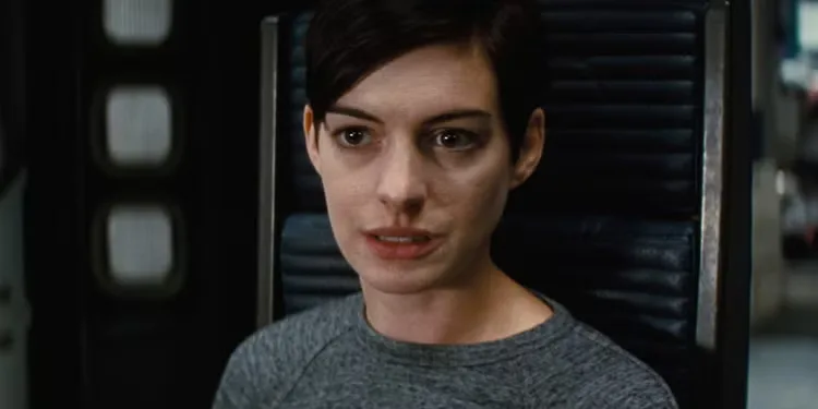 anne-hathaway-brand-inerstellar