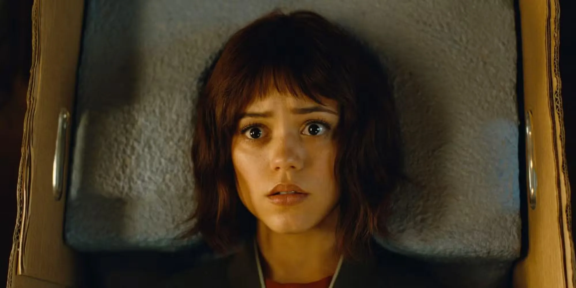 Jenna Ortega looking confused in Klara and the Sun