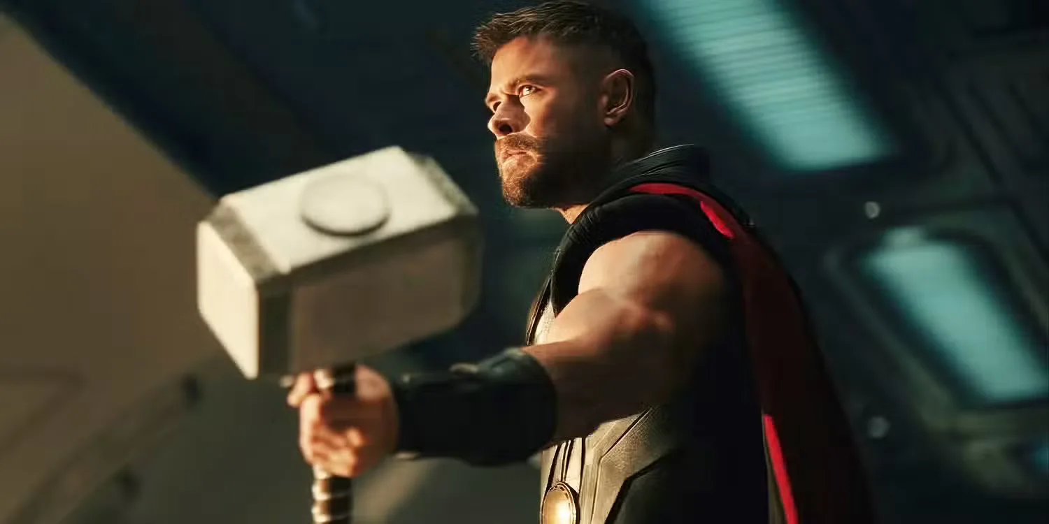 Thor holds out his hammer in Avengers: Doomsday