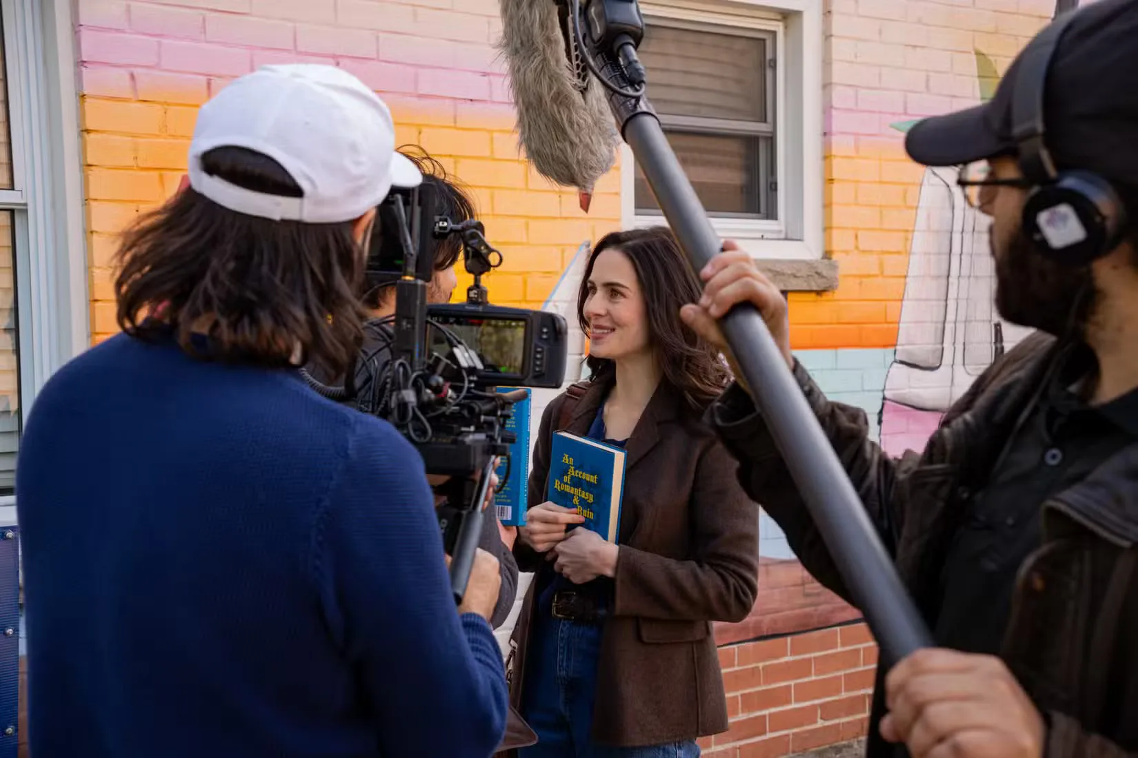 Holly Deveaux behind the scenes of Romantasy and Ruin.