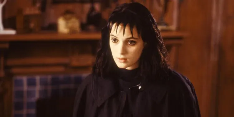 Lydia Deetz talking to someone kindly in Beetlejuice