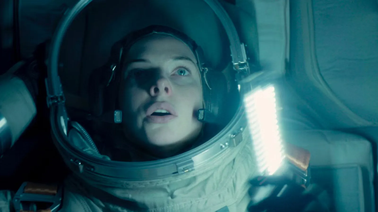 Rebecca Ferguson's Sci-Fi Ridley Scott Replacement Officially leaves Free Streaming