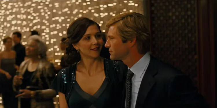 Rachel (Maggie Gyllenhaal) and Harvey Dent (Aaron Eckhart) in 'The Dark Knight'
