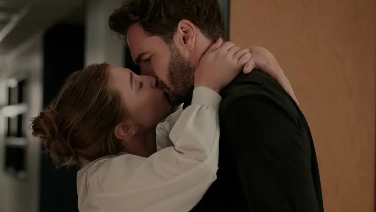 Prime Video's New Romance Officially Turns Reylo Fanfiction Into a Rom-Com in 24 Hours