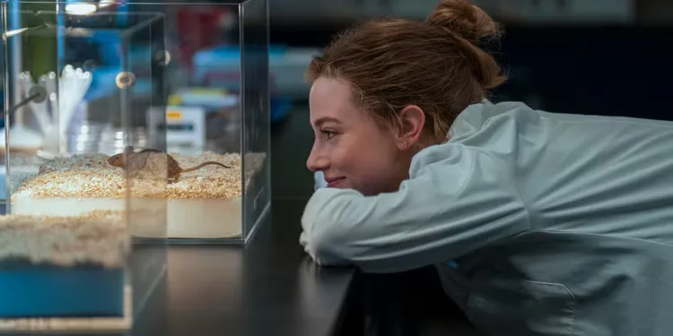 Lili Reinhart in The Love Hypothesis