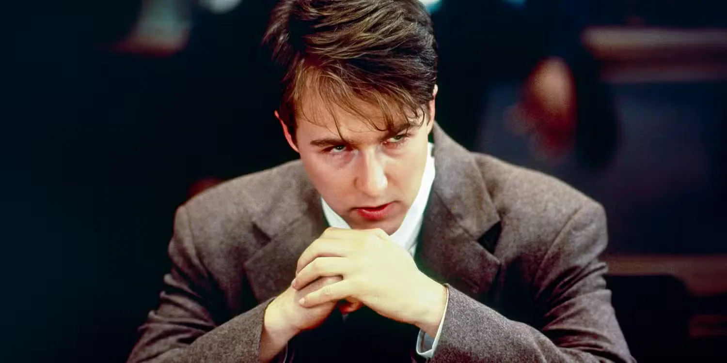 Edward Norton in court with hands folded in Primal Fear.