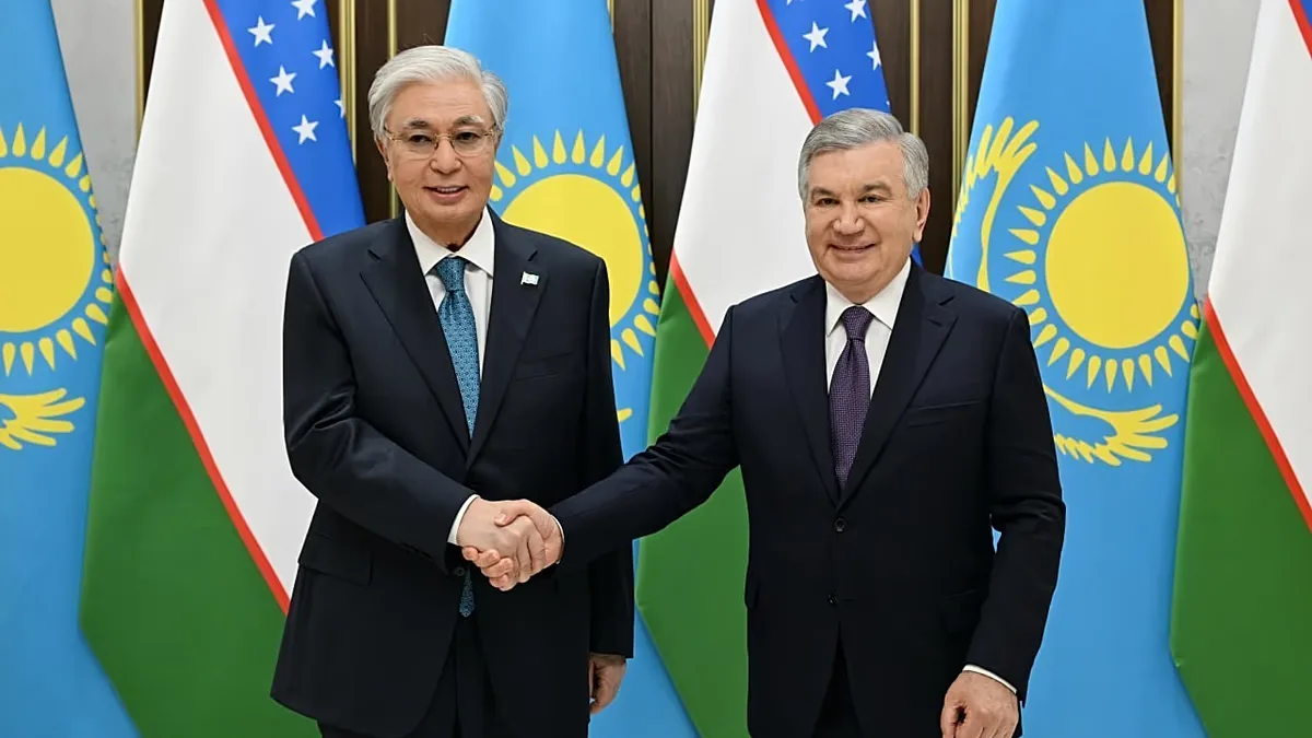 Presidents of Uzbekistan and Kazakhstan, Shavkat Mirziyoyev and Kassym-Jomart Tokayev