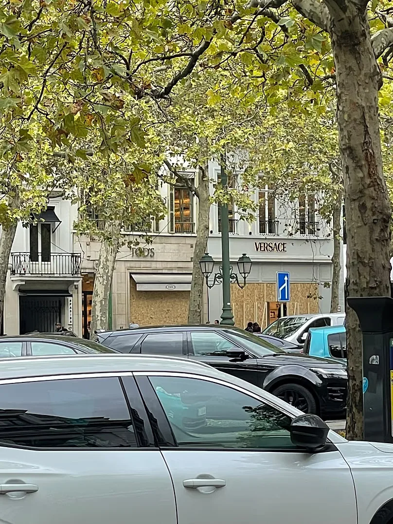 Many shops in center of Brussels took precautions, 24/10/2026