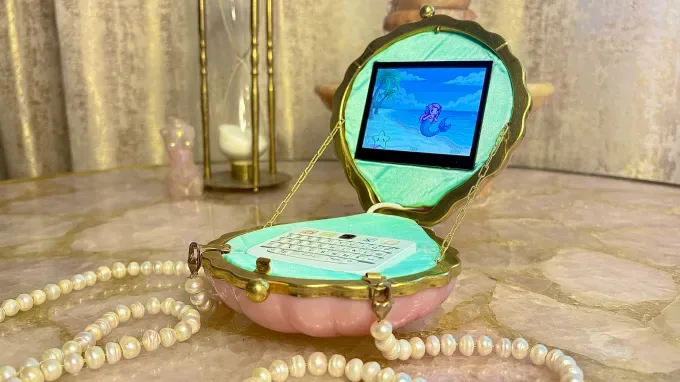 shell purse with keyboard and screen